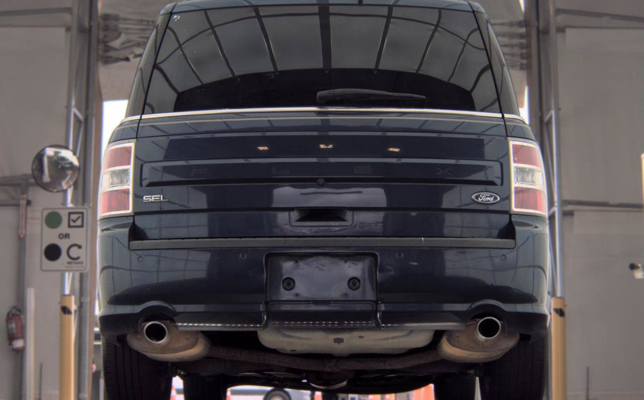 Used 2017 Ford Flex SEL w/ Equipment Group 202A FWD image 7