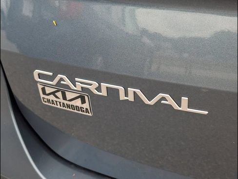 Certified 2023 Kia Carnival EX FWD image 18