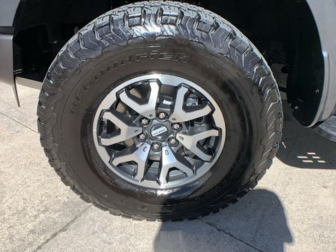 Used 2023 Ford F150 Raptor AWD/4WD image 9