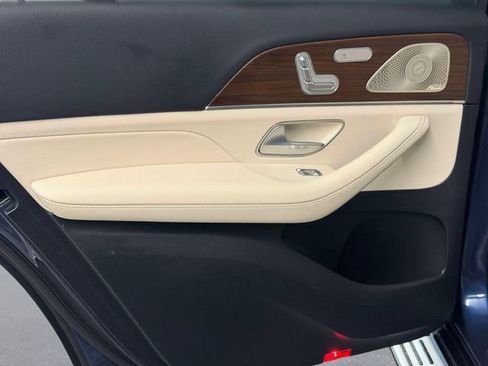 Certified 2024 Mercedes-Benz GLS 450 4MATIC image 11