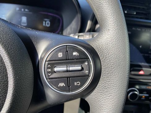 Used 2023 Kia Soul LX image 15