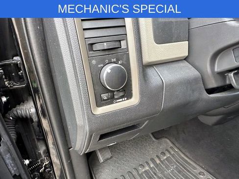 Used 2012 RAM 1500 ST w/ SXT Appearance Group AWD/4WD image 18