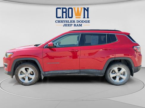 Used 2019 Jeep Compass Latitude w/ Popular Equipment Group AWD/4WD image 6