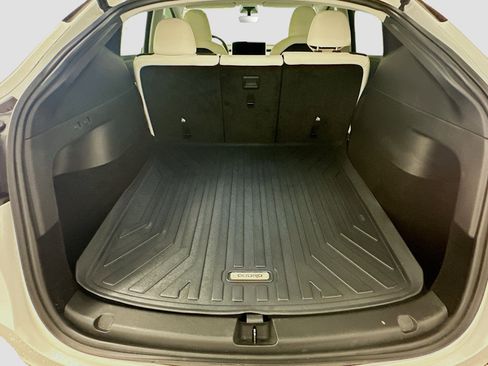 Used 2021 Tesla Model Y Long Range image 29