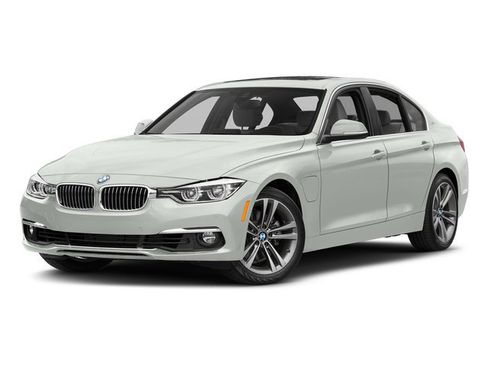 Used 2018 BMW 330e w/ Convenience Package image 1