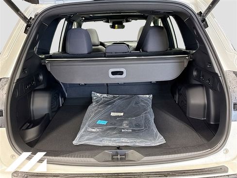 New 2025 Subaru Forester Premium image 27