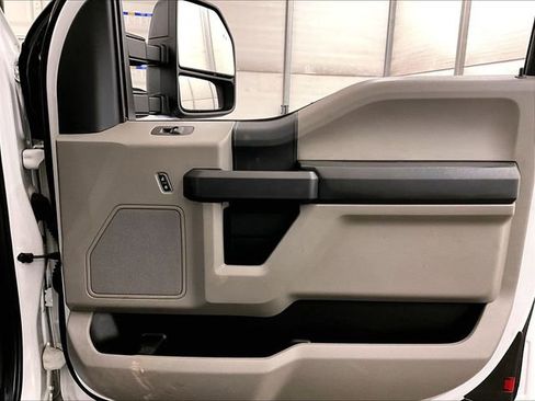 Used 2022 Ford F350 XL w/ STX Appearance Package AWD/4WD image 23