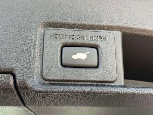 Used 2023 Acura RDX AWD w/ Technology Package image 9