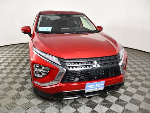 New 2026 Mitsubishi Eclipse Cross ES AWD/4WD image 3
