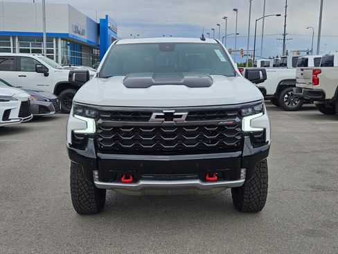 New 2026 Chevrolet Silverado 1500 ZR2 w/ LPO, Dark Essentials Package AWD/4WD image 10