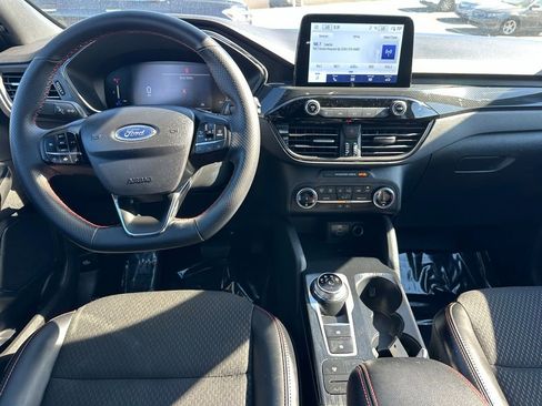 Used 2025 Ford Escape ST-Line AWD/4WD image 23