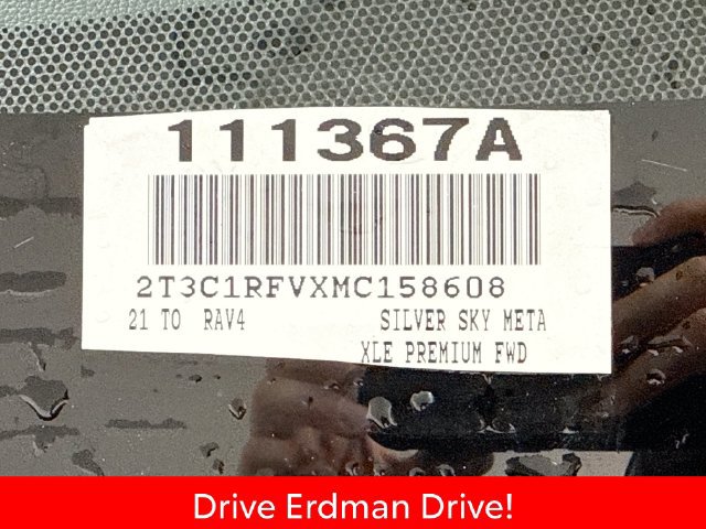 Certified 2021 Toyota RAV4 XLE Premium FWD image 31