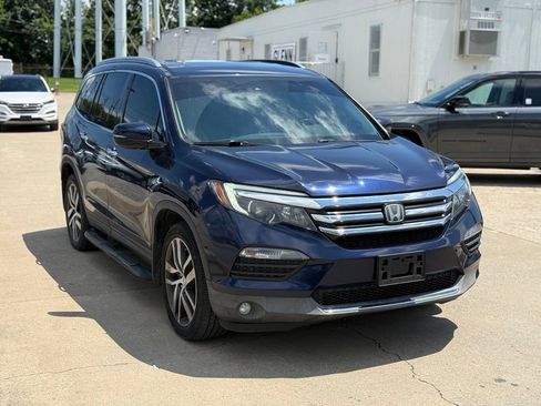 Used 2018 Honda Pilot Elite image 4