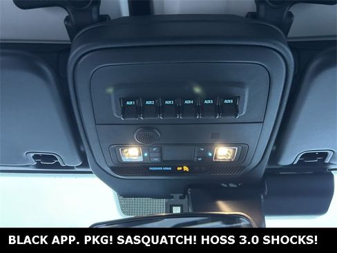 New 2025 Ford Bronco Badlands w/ Sasquatch Package image 19