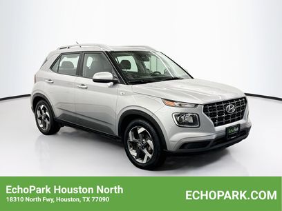 Used 2025 Hyundai Venue SEL