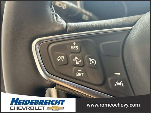 Used 2021 Chevrolet Equinox LT FWD image 19