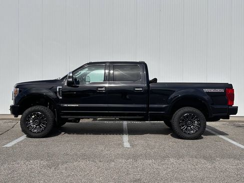 Certified 2020 Ford F350 Platinum w/ Tremor Off-Road Package AWD/4WD image 2
