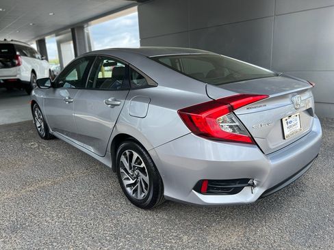 Used 2016 Honda Civic EX image 7