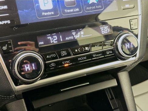 Used 2018 Subaru Outback 2.5i Premium image 15