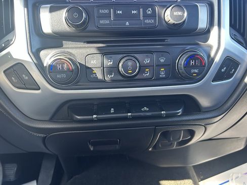 Used 2017 GMC Sierra 1500 SLE image 22