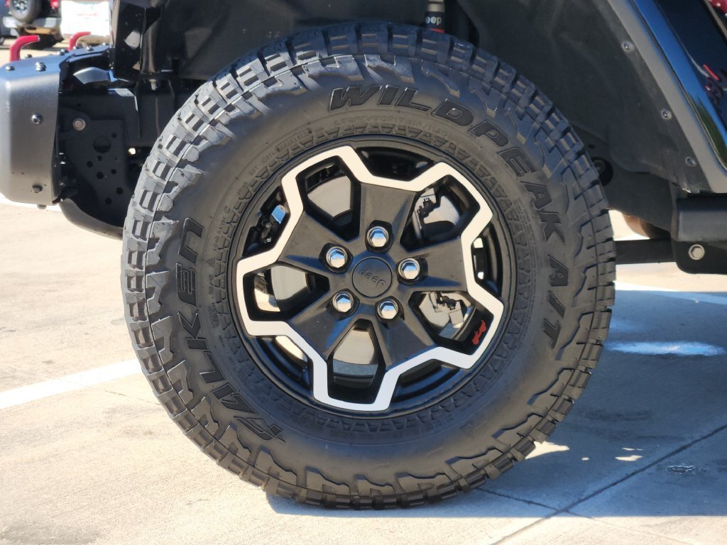 Used 2020 Jeep Gladiator Rubicon AWD/4WD image 10