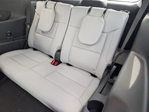 New 2026 Ford Explorer Platinum w/ LUX Leather Package AWD/4WD image 6