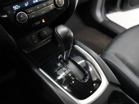 Used 2015 Nissan Rogue SL w/ SL Premium Package image 22