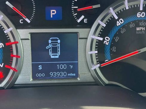 Used 2016 Toyota 4Runner SR5 Premium AWD/4WD image 25