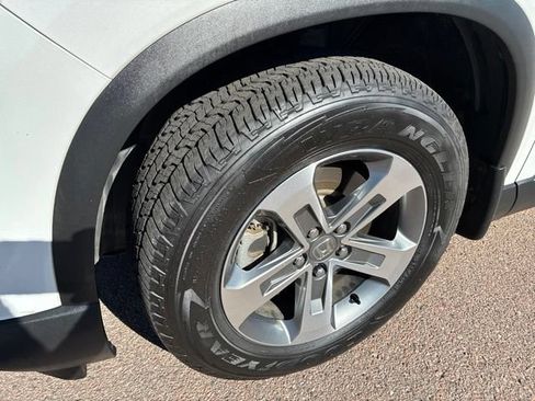 Used 2023 Honda Pilot EX-L image 4