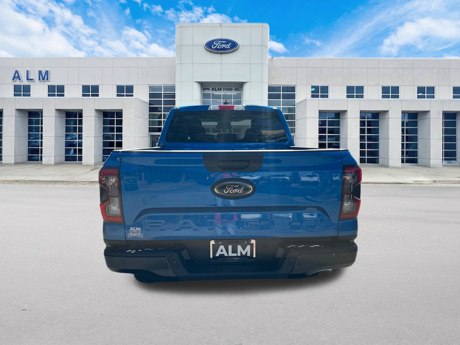 New 2026 Ford Ranger XLT w/ Black Appearance Package RWD image 7