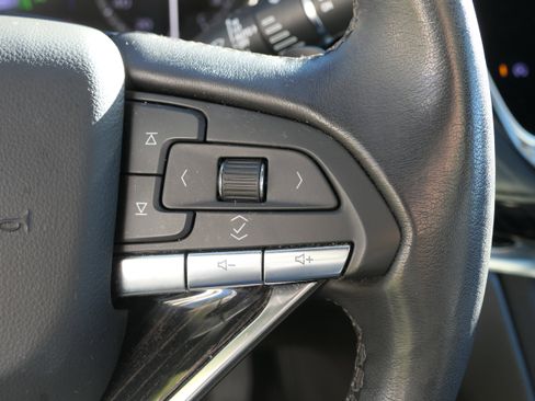 Used 2022 Cadillac XT6 Premium Luxury image 17