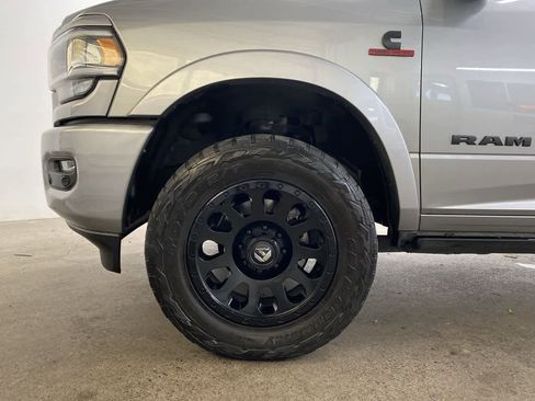 Used 2020 RAM 3500 Laramie image 12