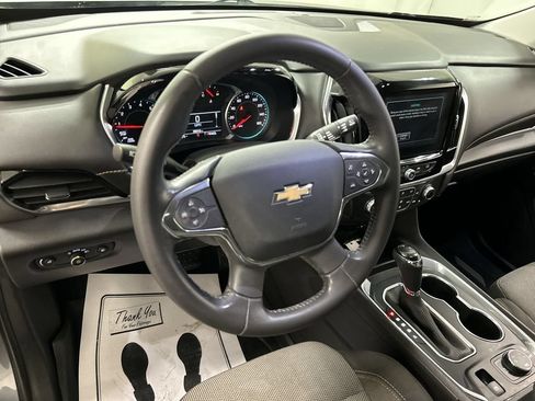 Used 2019 Chevrolet Traverse LT w/ LPO, Floor Liner Package AWD/4WD image 4