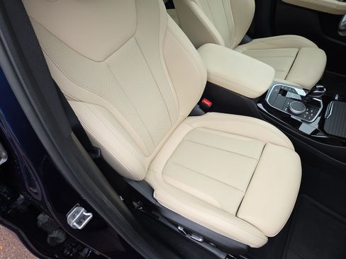 Used 2024 BMW X3 xDrive30i w/ Premium Package AWD/4WD image 16
