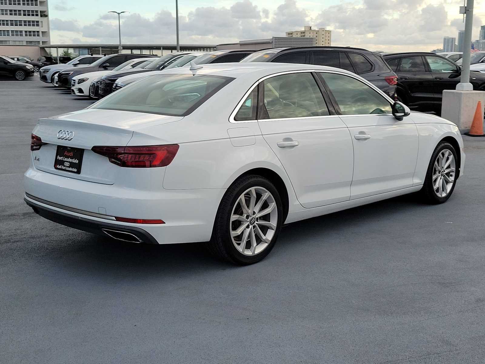 Used 2019 Audi A4 2.0T Premium w/ Convenience Package FWD image 6