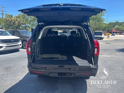 Certified 2025 Ford Expedition Active RWD image 12