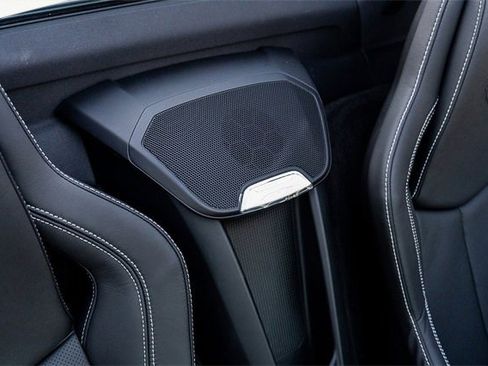 Used 2025 Chevrolet Corvette Z06 image 33