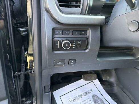 Used 2024 Ford F350 Platinum w/ FX4 Off-Road Package AWD/4WD image 16