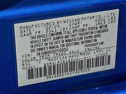 Used 2025 Nissan Sentra SR FWD image 27