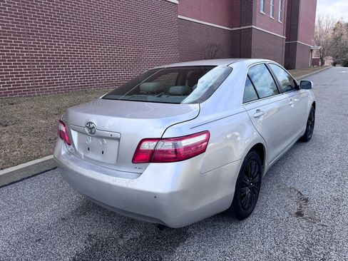 Used 2009 Toyota Camry image 9