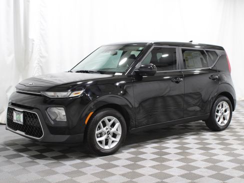 Used 2020 Kia Soul S FWD image 32