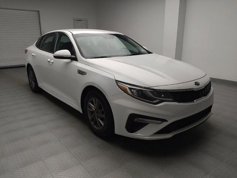 Used 2020 Kia Optima LX FWD image 13