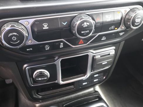 Used 2022 Jeep Wrangler Willys Wheeler image 21