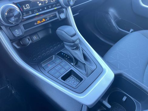 Used 2025 Toyota RAV4 XLE image 42