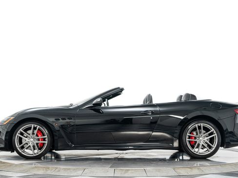 Used 2014 Maserati GranTurismo Convertible image 6