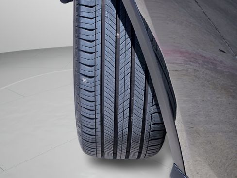 Certified 2026 Mercedes-Benz GLC 300 image 28