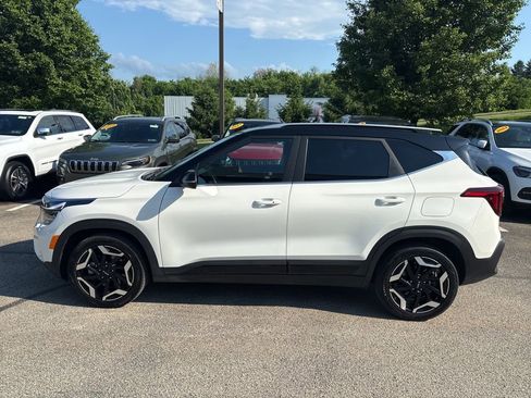 Used 2025 Kia Seltos SX AWD/4WD image 4