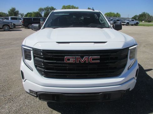 New 2026 GMC Sierra 1500 Elevation AWD/4WD image 11