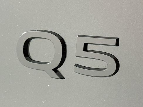 New 2025 Audi Q5 Premium Plus image 10