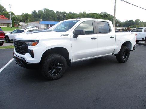 New 2026 Chevrolet Silverado 1500 Custom Trail Boss w/ Dark Appearance Package AWD/4WD image 8